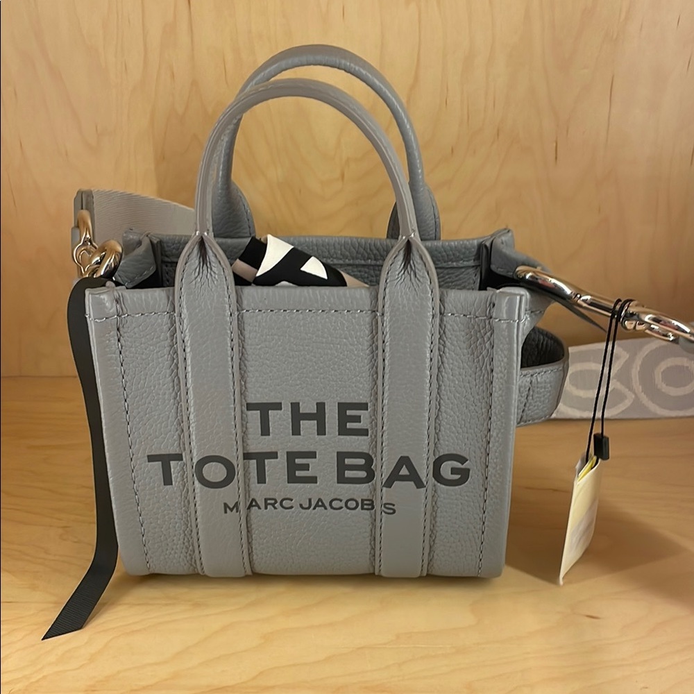 NEW WITH TAGS- Marc Jacob’s Tote Bag
